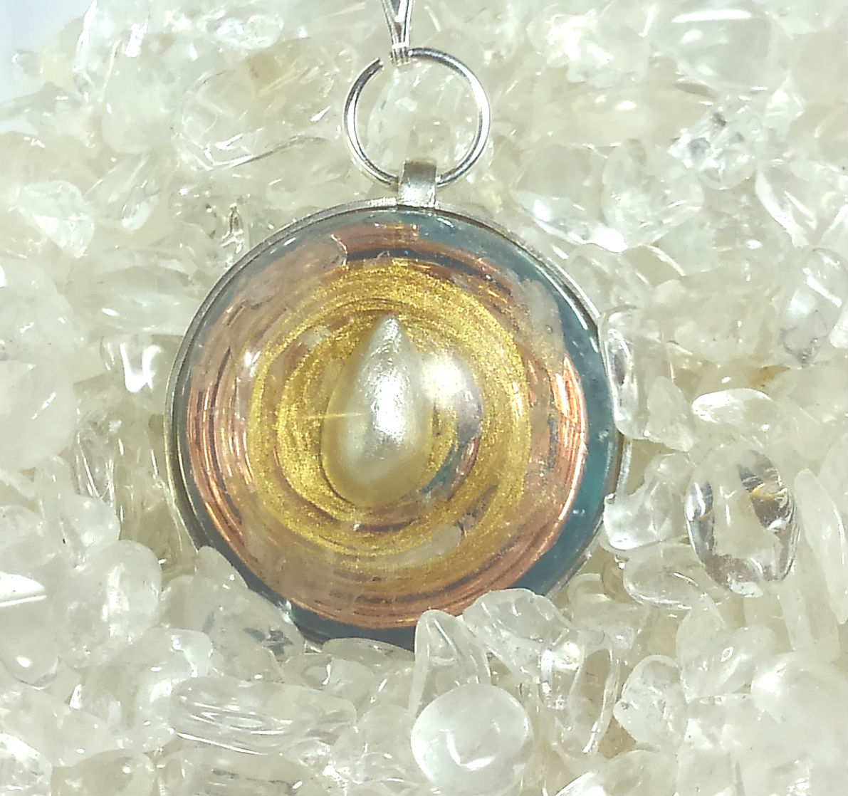 ウンディーネの雫　オルゴナイトネックレス