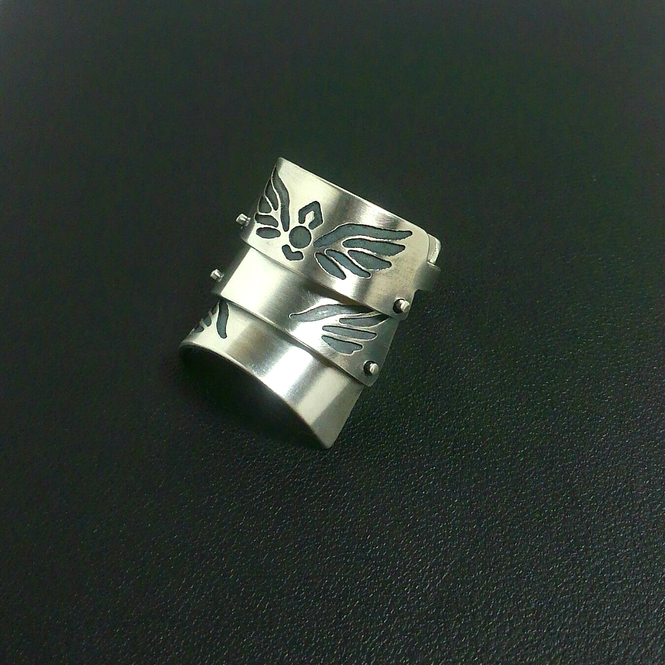 アーマーリング　WingArms零ロゴマーク＆トライバル翼